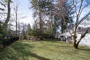 16 Bertha Pl, Irvington, NY 10533 - Photo 36