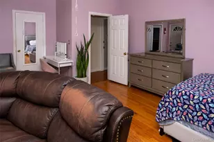 24 Whaley St, Freeport, NY 11520 - Photo 16