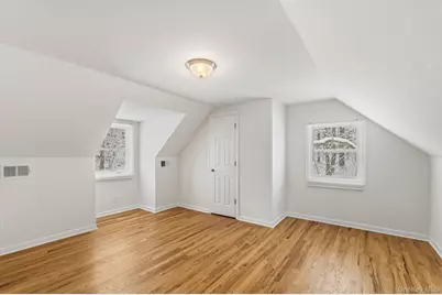 3483 Overlook Avenue, Yorktown Heights, NY 10598 - Photo 16