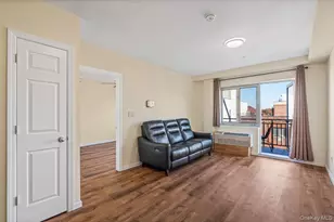 71-33 162nd St, Fresh Meadows, NY 11365 - Photo 8