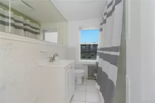 2984 Dorlon Pl, Baldwin, NY 11510 - Photo 12