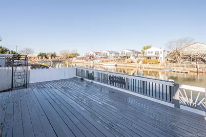 15 Roneck Court, Shirley, NY 11967 - Photo 44