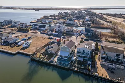 15 Roneck Court, Shirley, NY 11967 - Photo 10