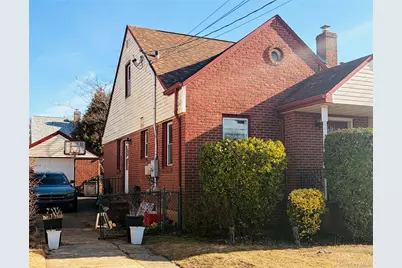 272 Jefferson Avenue, Franklin Square, NY 11010 - Photo 14