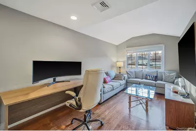 39 13th Avenue, Ronkonkoma, NY 11779 - Photo 14