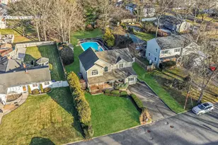 39 13th Ave, Ronkonkoma, NY 11779 - Photo 4