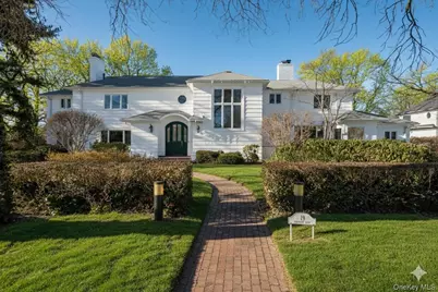 19 Amherst Road, Great Neck, NY 11021 - Photo 1
