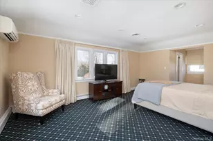 19 Amherst Rd, Great Neck, NY 11021 - Photo 24