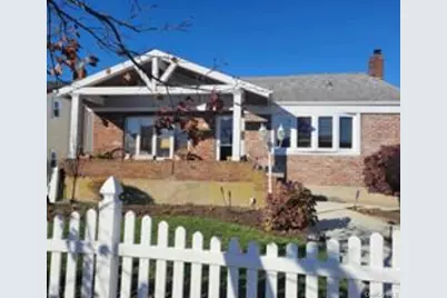 68 Howard Ave Avenue, Freeport, NY 11520 - Photo 6