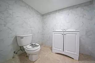 104-06 Jamaica Ave, Richmond Hill, NY 11418 - Photo 10