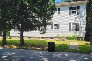 149 Washington Dr, Mastic Beach, NY 11951 - Photo 2