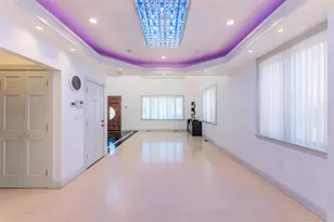 53-12 199th St, Fresh Meadows, NY 11365 - Photo 10