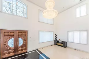 53-12 199th St, Fresh Meadows, NY 11365 - Photo 8