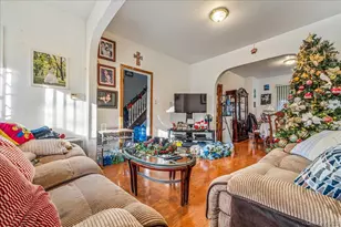 87-63 108th St, Richmond Hill, NY 11418 - Photo 4