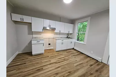 107 Benkard Avenue, Newburgh, NY 12550 - Photo 2