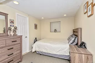 74 Lauren Ave, Dix Hills, NY 11746 - Photo 28