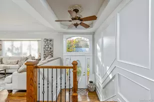 74 Lauren Ave, Dix Hills, NY 11746 - Photo 4