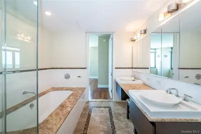 175 Huguenot Street #1802, New Rochelle, NY 10801 - Photo 20