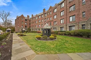 914 Wynnewood Rd, Pelham, NY 10803 - Photo 20