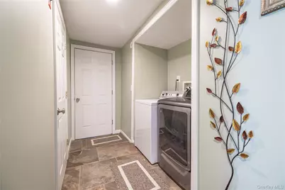 136 Greenway Road, Long Beach, NY 11561 - Photo 24