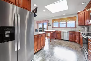 4068 Darby Ln, Seaford, NY 11783 - Photo 8