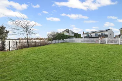 4068 Darby Lane, Seaford, NY 11783 - Photo 26
