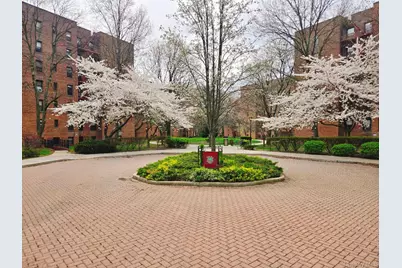 150-40 71st Ave #1K, Kew Gardens, NY 11367 - Photo 16