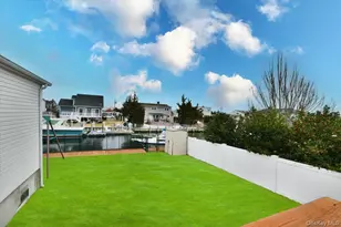 57 Jackson Pl, Massapequa, NY 11758 - Photo 24