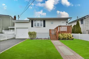 57 Jackson Pl, Massapequa, NY 11758 - Photo 2