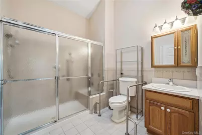 28 2nd Avenue, Central Islip, NY 11722 - Photo 10