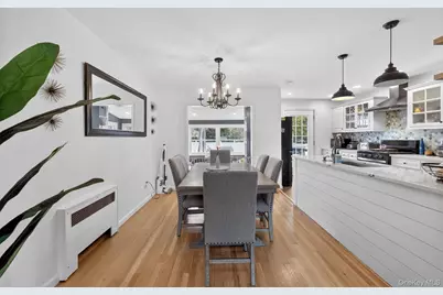 175 Evergreen Avenue, Smithtown, NY 11787 - Photo 10