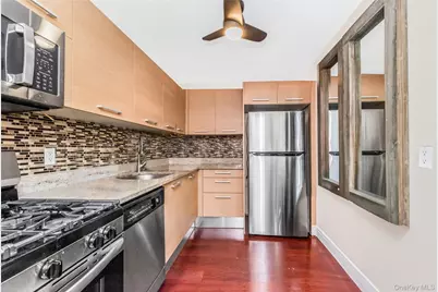 1155 Warburton Avenue #6H, Yonkers, NY 10701 - Photo 12