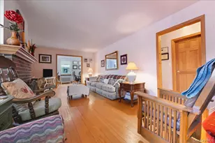 11 Muriel Rd, Port Washington, NY 11050 - Photo 12