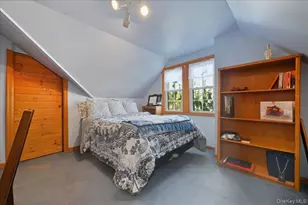 11 Muriel Rd, Port Washington, NY 11050 - Photo 32