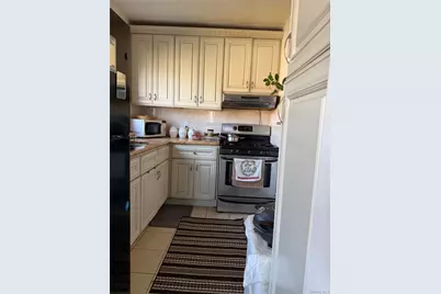 196-40 Pompeii Avenue #2, Hollis, NY 11423 - Photo 2