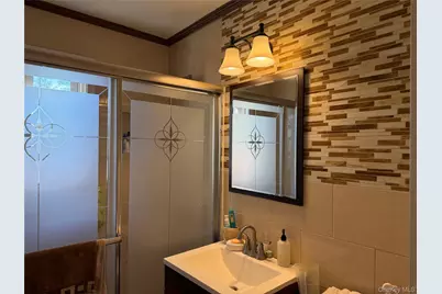 196-40 Pompeii Avenue #2, Hollis, NY 11423 - Photo 8