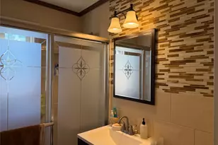 196-40 Pompeii Ave, Hollis, NY 11423 - Photo 8