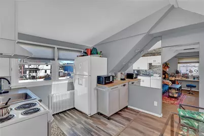 233 Sears Road, West Islip, NY 11795 - Photo 18