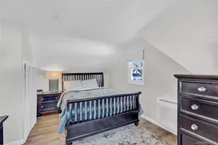 233 Sears Rd, West Islip, NY 11795 - Photo 24