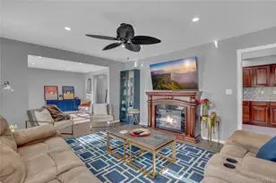 233 Sears Rd, West Islip, NY 11795 - Photo 8