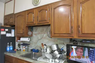 68-09 79th St, Middle Village, NY 11379 - Photo 6