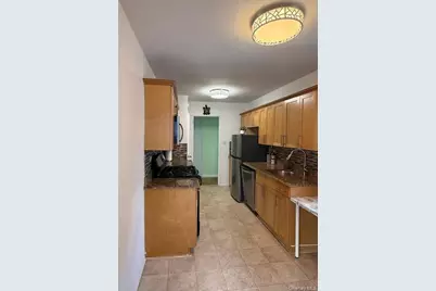 211-35 23rd Avenue #5J, Bayside, NY 11360 - Photo 4