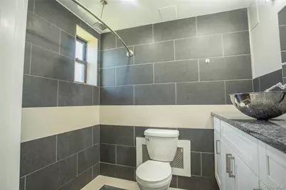 302 E Broadway #B, Long Beach, NY 11561 - Photo 14