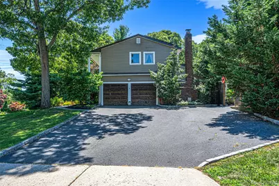 138 Main Avenue, Lake Grove, NY 11755 - Photo 4