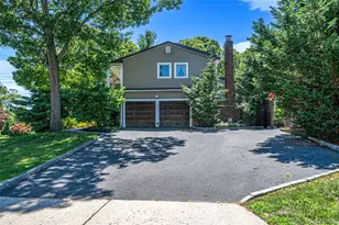 138 Main Ave, Lake Grove, NY 11755 - Photo 4