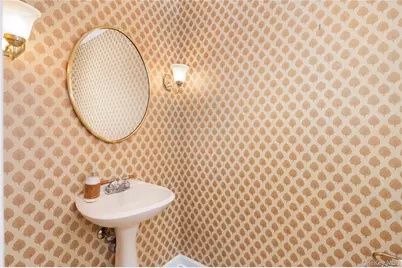 502 Kensington Way, Mount Kisco, NY 10549 - Photo 4