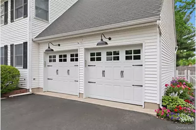 3 Hampton Drive, Center Moriches, NY 11934 - Photo 4