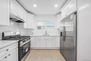 63 Devon Rd, Hempstead, NY 11550 - Photo 6