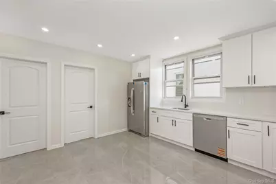 13007 14th Avenue, College Point, NY 11356 - Photo 10