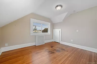 160 Argyle Avenue, Uniondale, NY 11553 - Photo 16